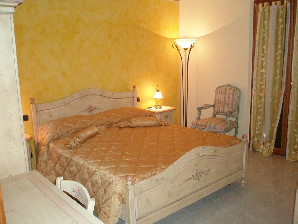 Bed And Breakfast Il Faggio Povegliano Veronese Стая снимка